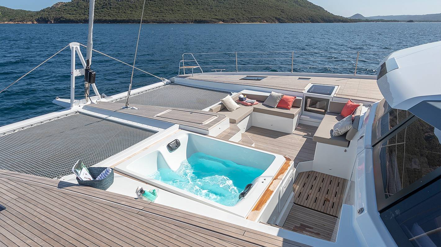 luxury-catamaran-for-sale-Alegria-67-Fountaine-Pajot