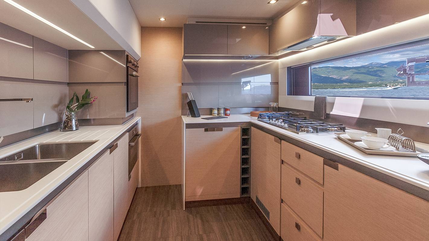 luxury-catamaran-for-sale-Alegria-67-Fountaine-Pajot