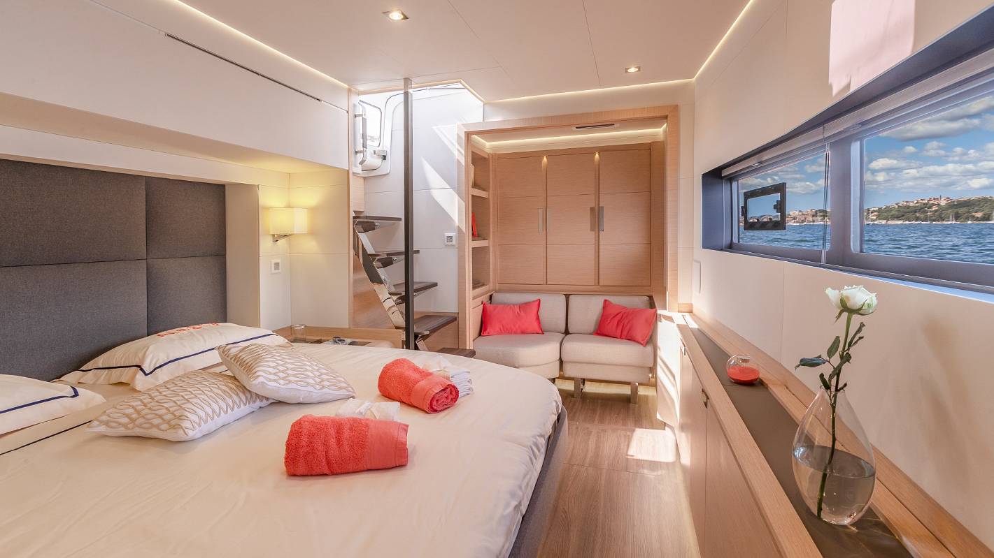 luxury-catamaran-for-sale-Alegria-67-Fountaine-Pajot