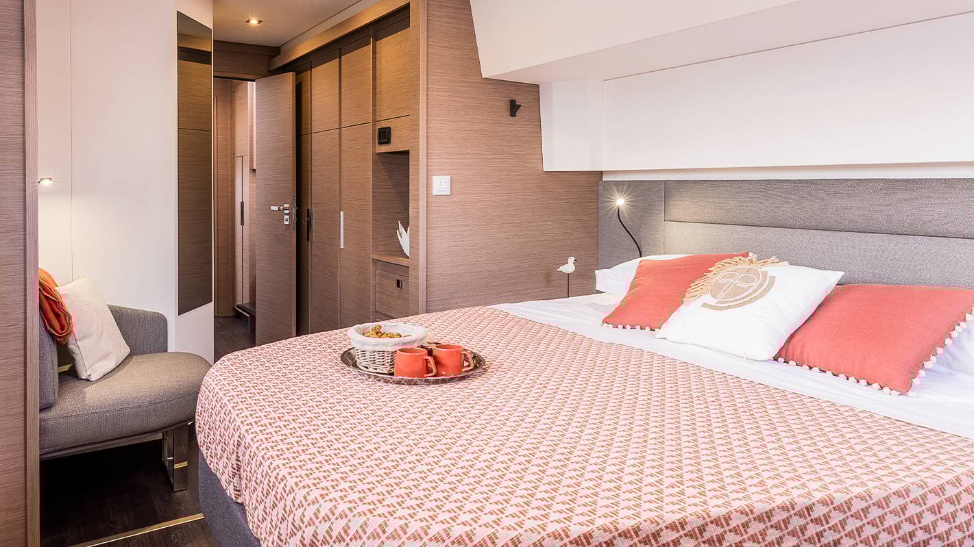 catamaran-sailboat-for-sale-fountaine-pajot-world-reference