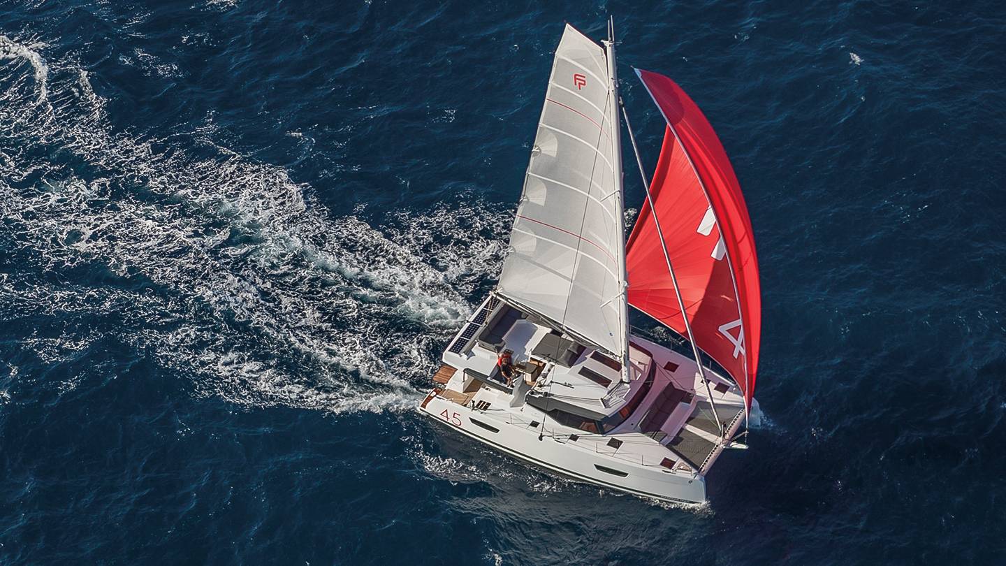 catamaran-yacht-fountaine-pajot-Elba-45