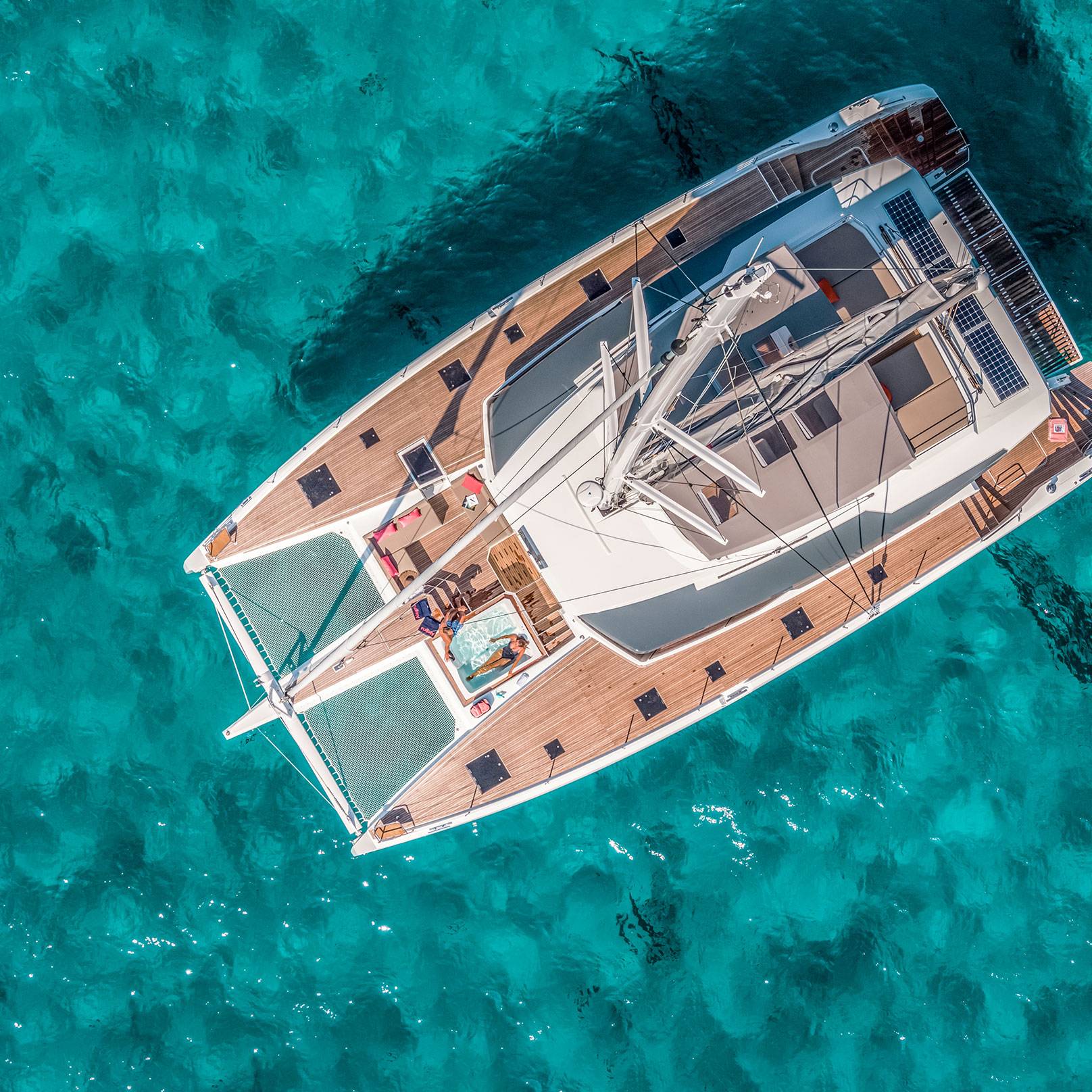 design-catamaran-a-voile-fountaine-pajot-photo