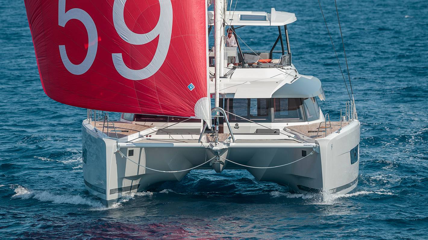 large-catamaran-yacht-fountaine-pajot-Samana-59