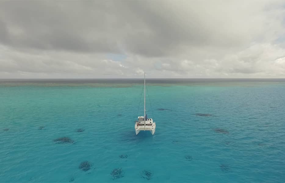 catamaran-boat-fountaine-pajot-circumnavigation