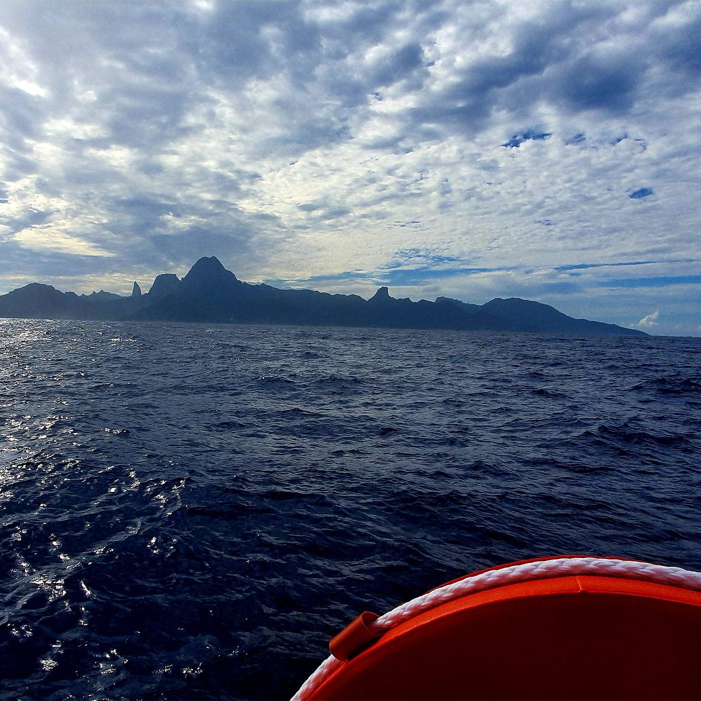 crossing-the-ocean-on-a-catamaran-Elba-45