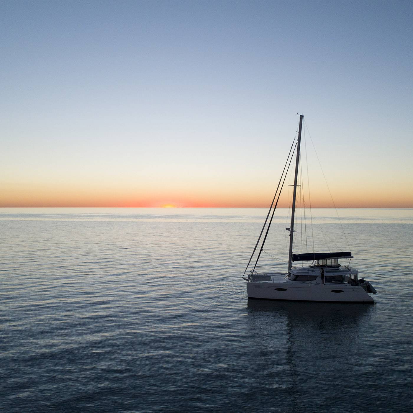 catamaran-boat-fountaine-pajot-circumnavigation