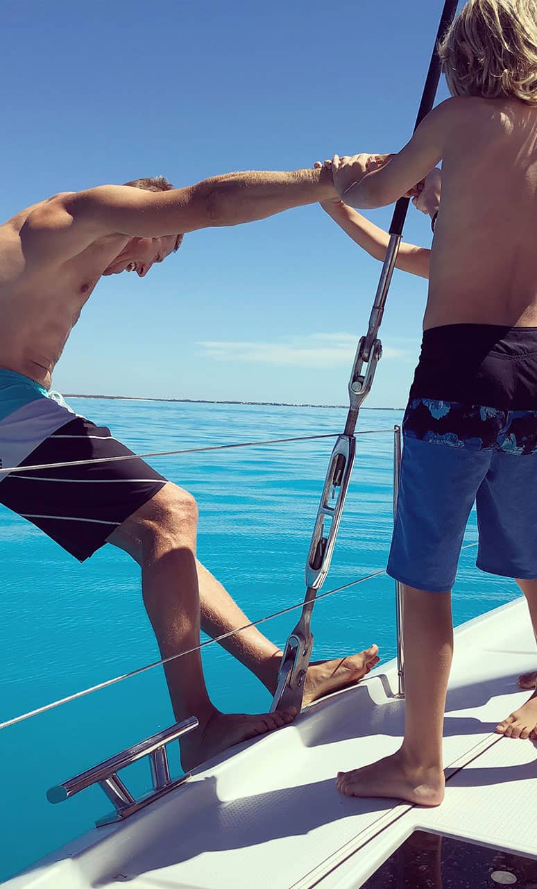 catamaran-boat-lifestyle-fountaine-pajot-story