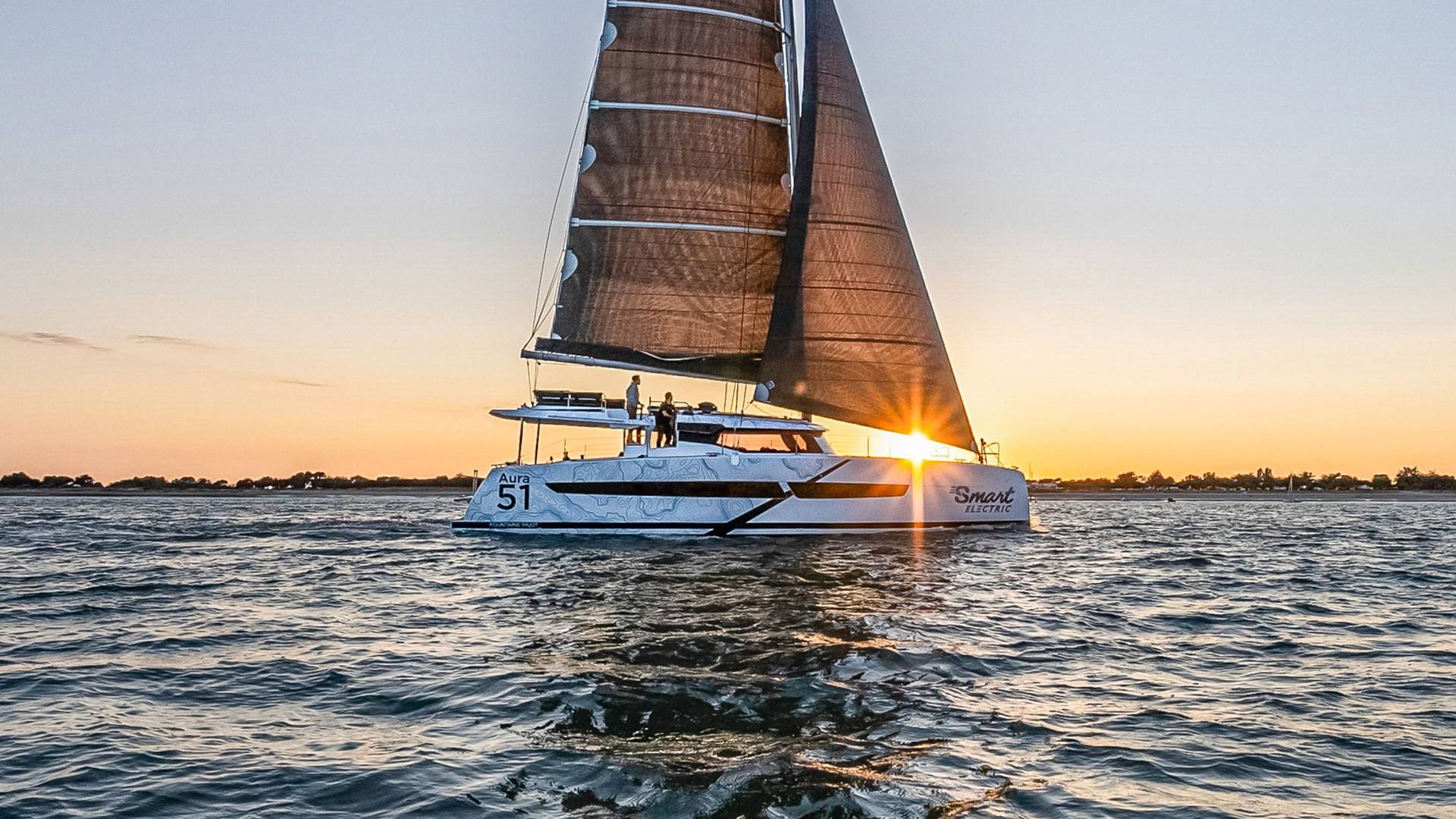 innovative-sailboats-catamarans-fountaine-pajot-for-sale