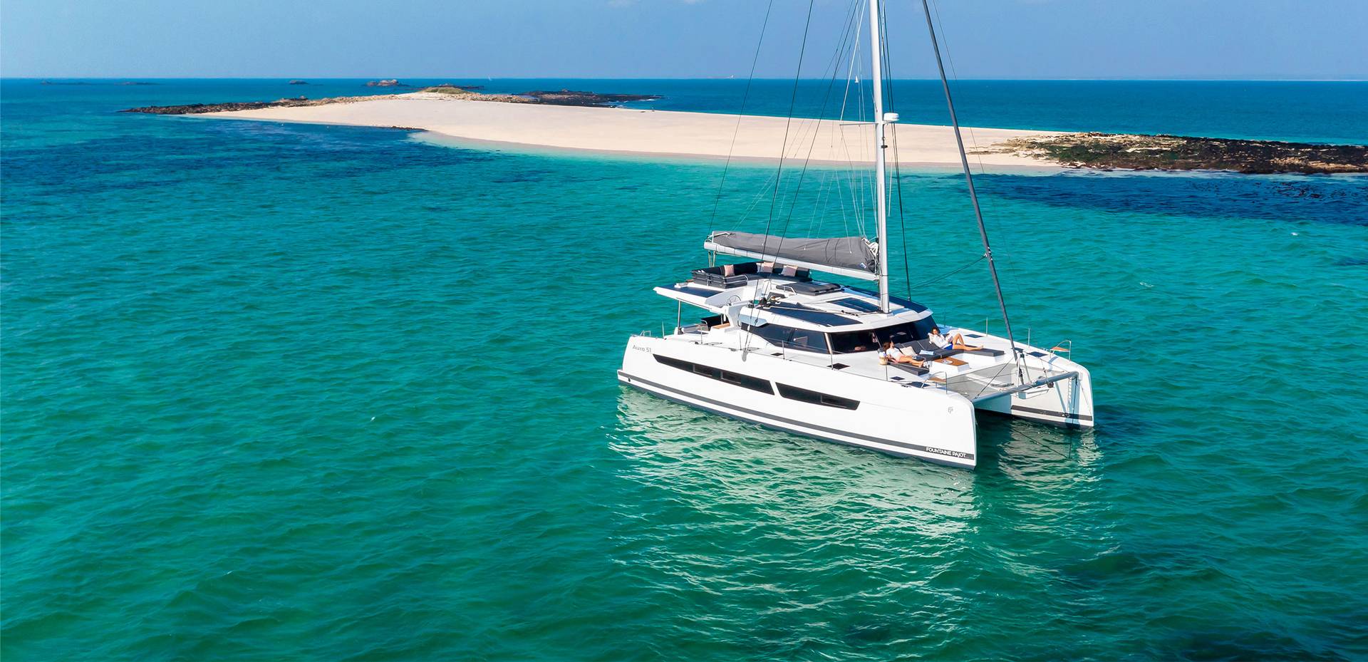 -Sailing-catamarans-range-fountaine-pajot