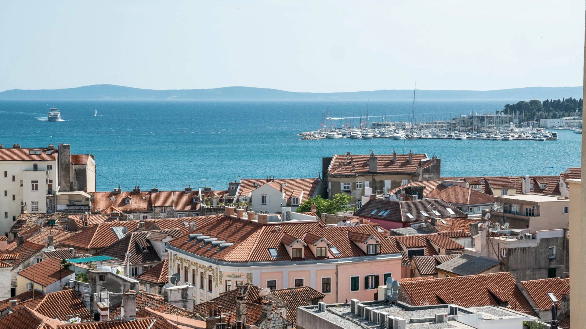 croisière-catamaran-croatie-22-bateaux-en-navigation