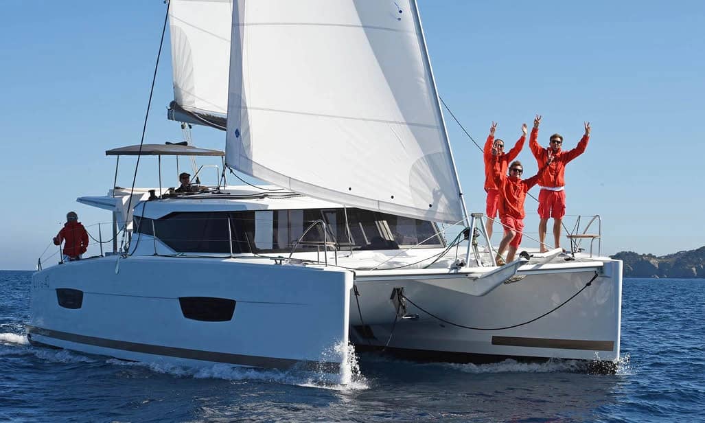 sailing-cruise-owners-meeting-french-catamaran-brand