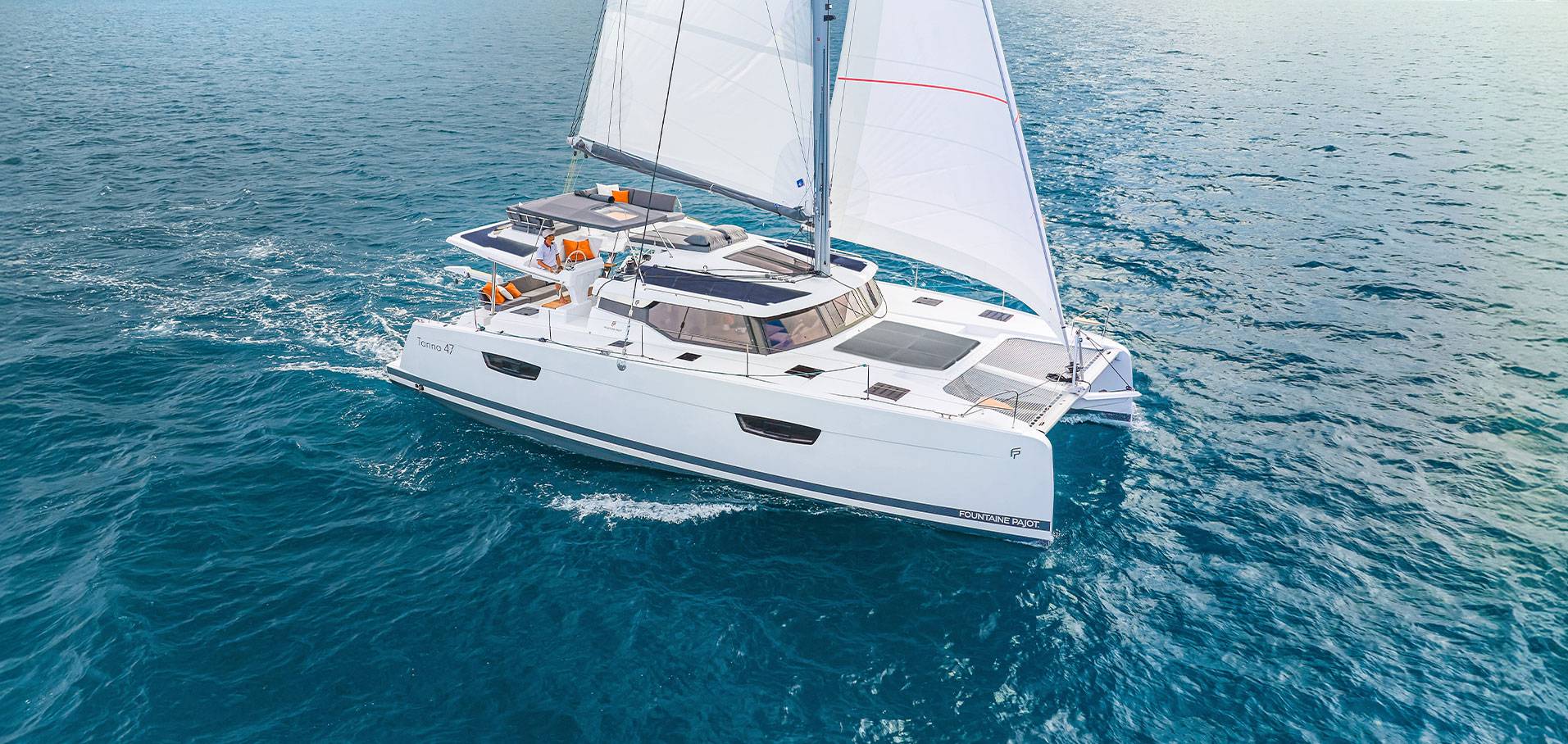 photo-catamaran-boat-of-the-year-tanna-47