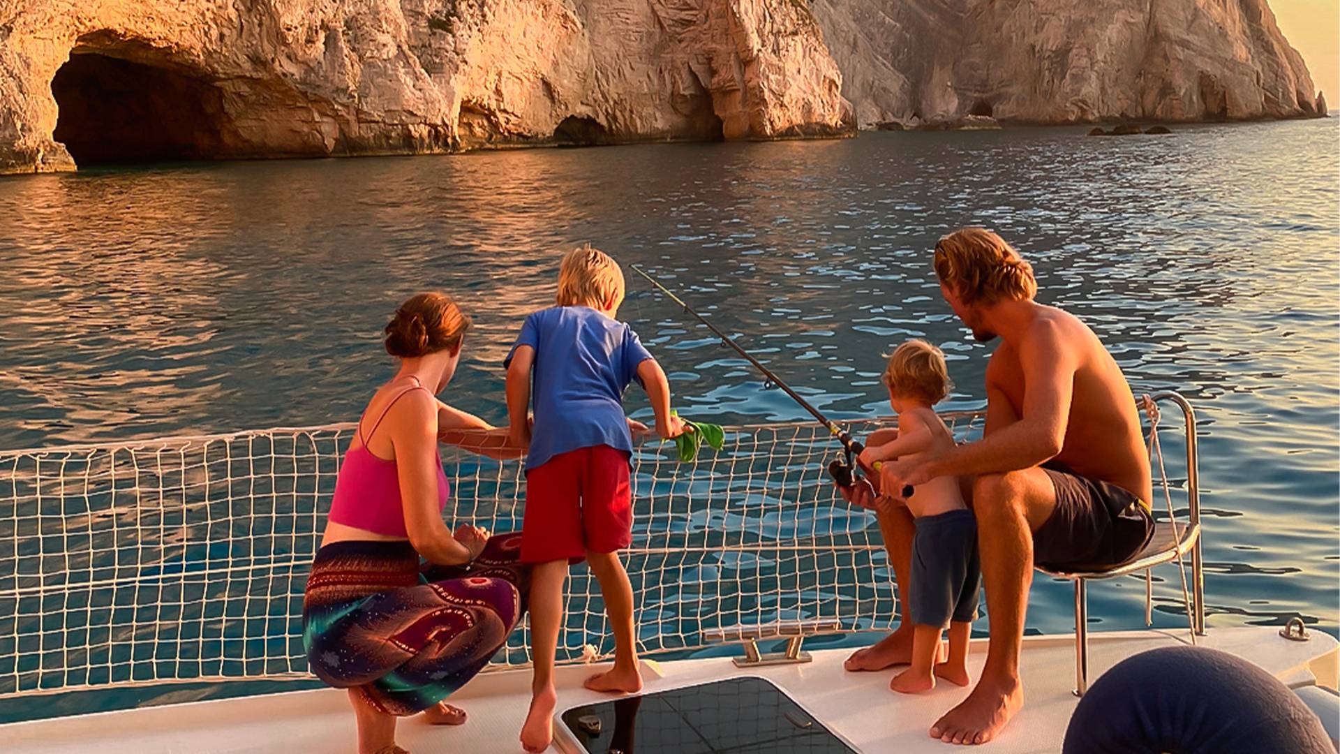 Fountaine-Pajot-Photocontest-My-Boat-And-I-2023-Lifestyle-Travel-Sailingxclip