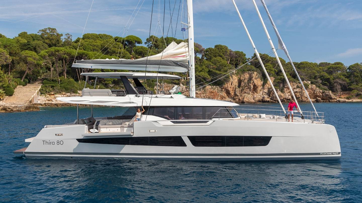 Thíra-80-Fountaine-Pajot-Sailing-Catamarans-Exterior-13