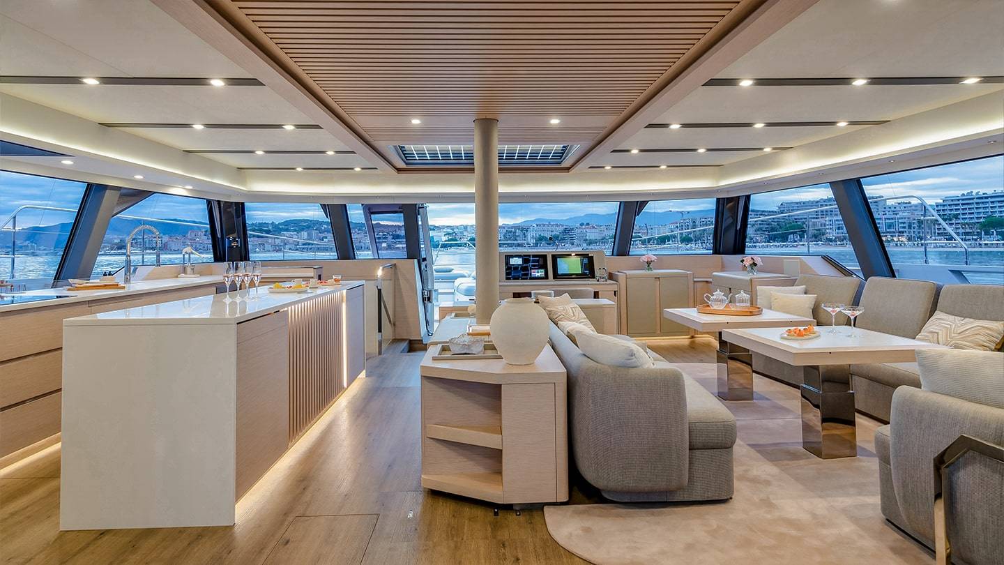 Thíra-80-Fountaine-Pajot-Sailing-Catamarans-Interior-03
