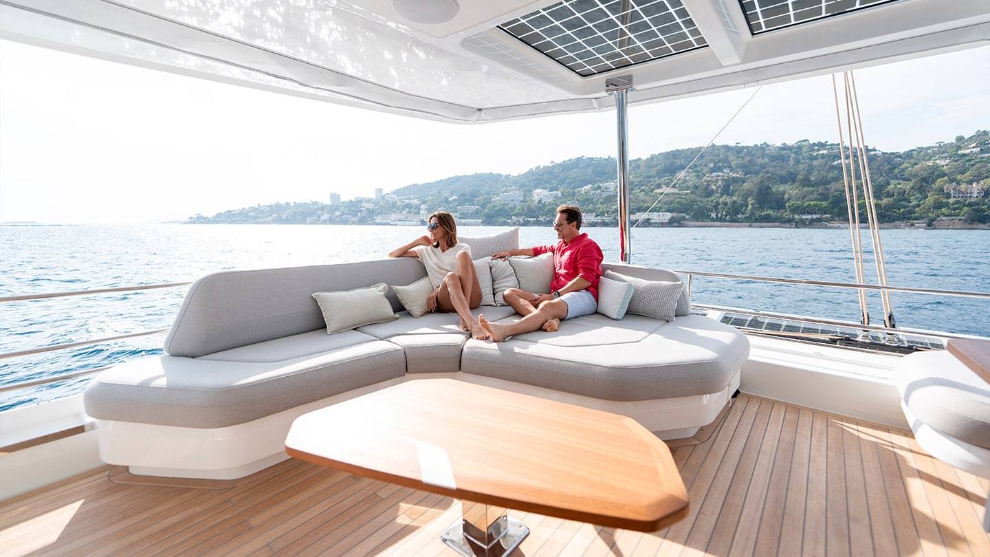 Thira-80-Fountaine-Pajot-Sailing-Catamarans-Exterior-30