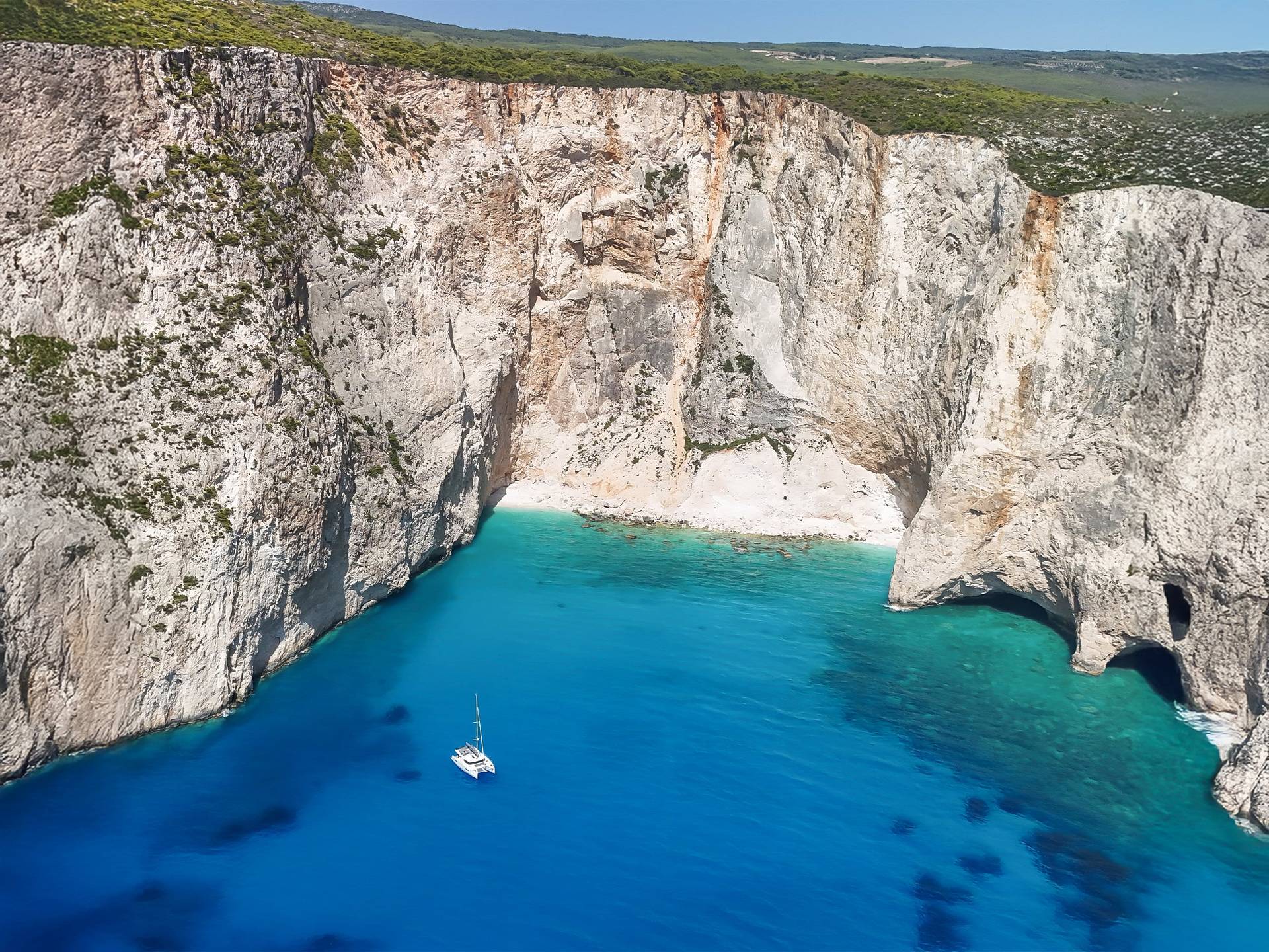 Elba-45-Mouillage-Méditerranée-photo-concours-fountaine-pajot-sailing-catamarans
