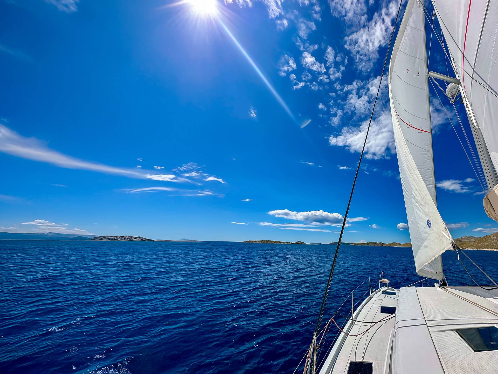 Emotions-en-navigation-Astréa-42-fountaine-pajot-sailing-catamarans-sous-voile-océan