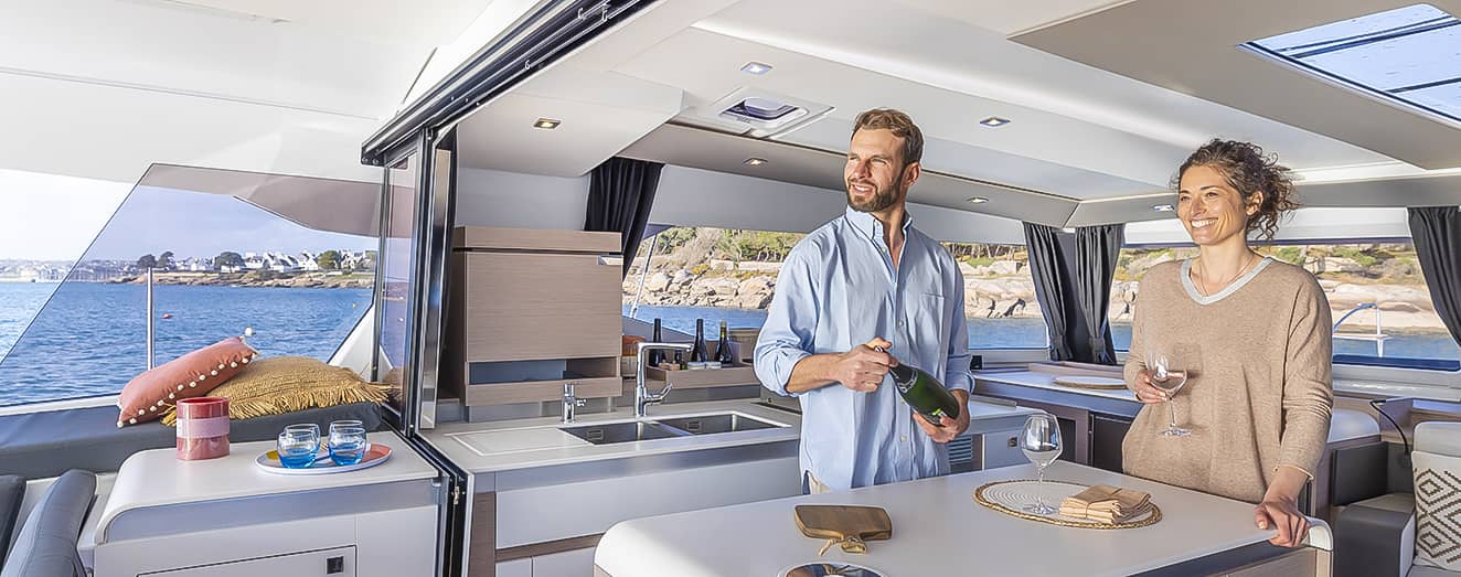 Aura-51-dalmatia-boat-show-croatie-fountaine-pajot-catamaran
