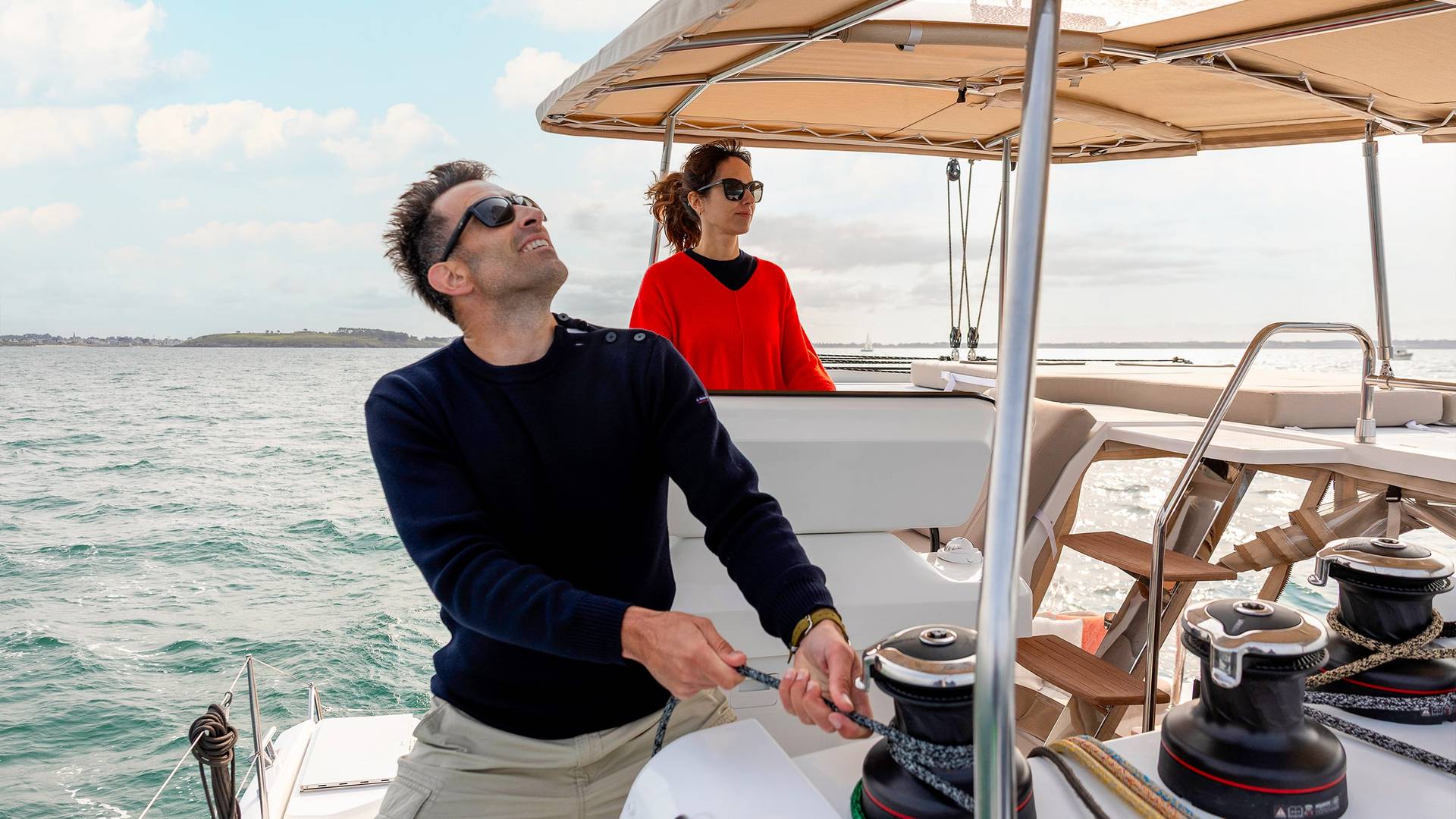 FP41-Fountaine-Pajot-Sailing-Catamarans-Exterior-View-02