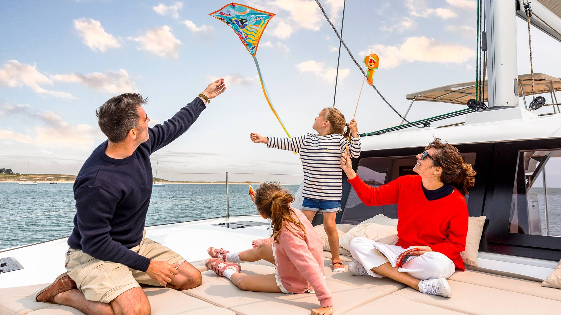 FP41-Fountaine-Pajot-Sailing-Catamarans-Exterior-View-20