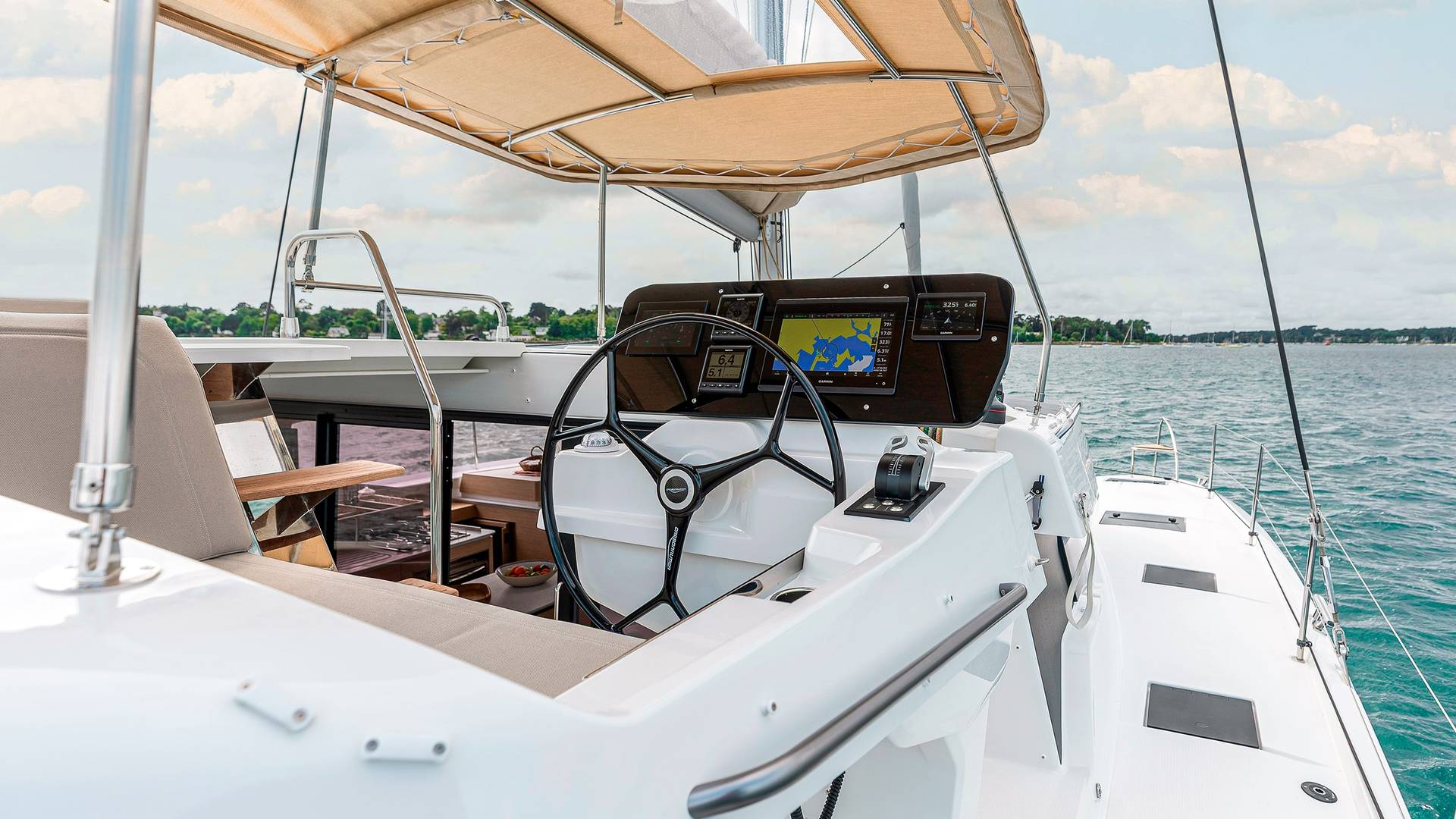 FP41-Fountaine-Pajot-Sailing-Catamarans-Exterior-View-22