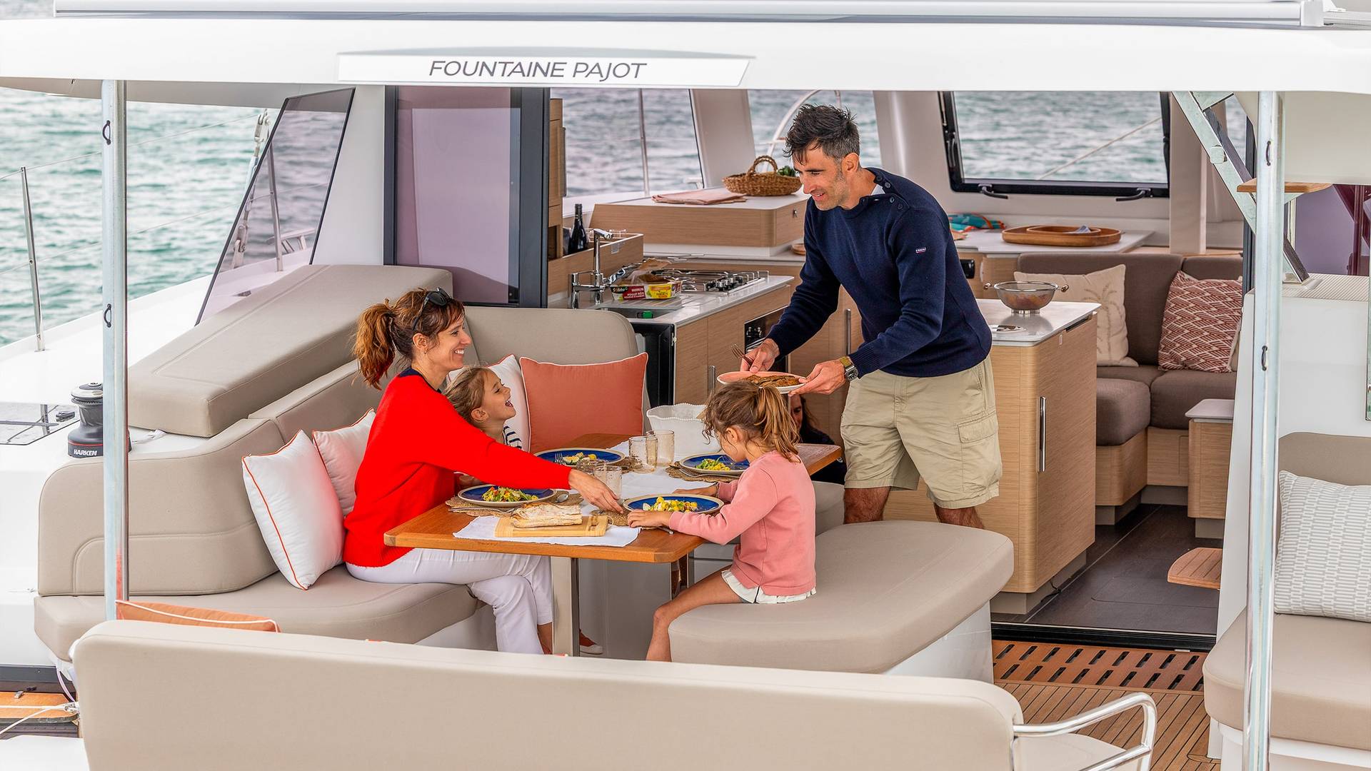 FP41-Fountaine-Pajot-Sailing-Catamarans-Interiors-View-09
