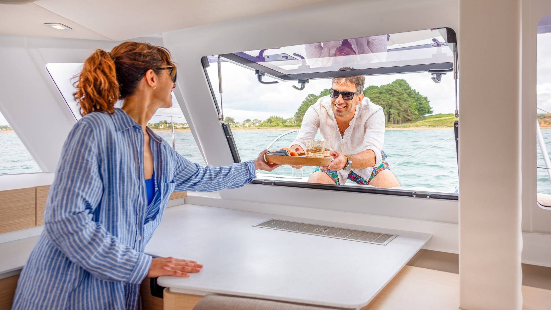 FP41-Fountaine-Pajot-Sailing-Catamarans-Interiors-View-17