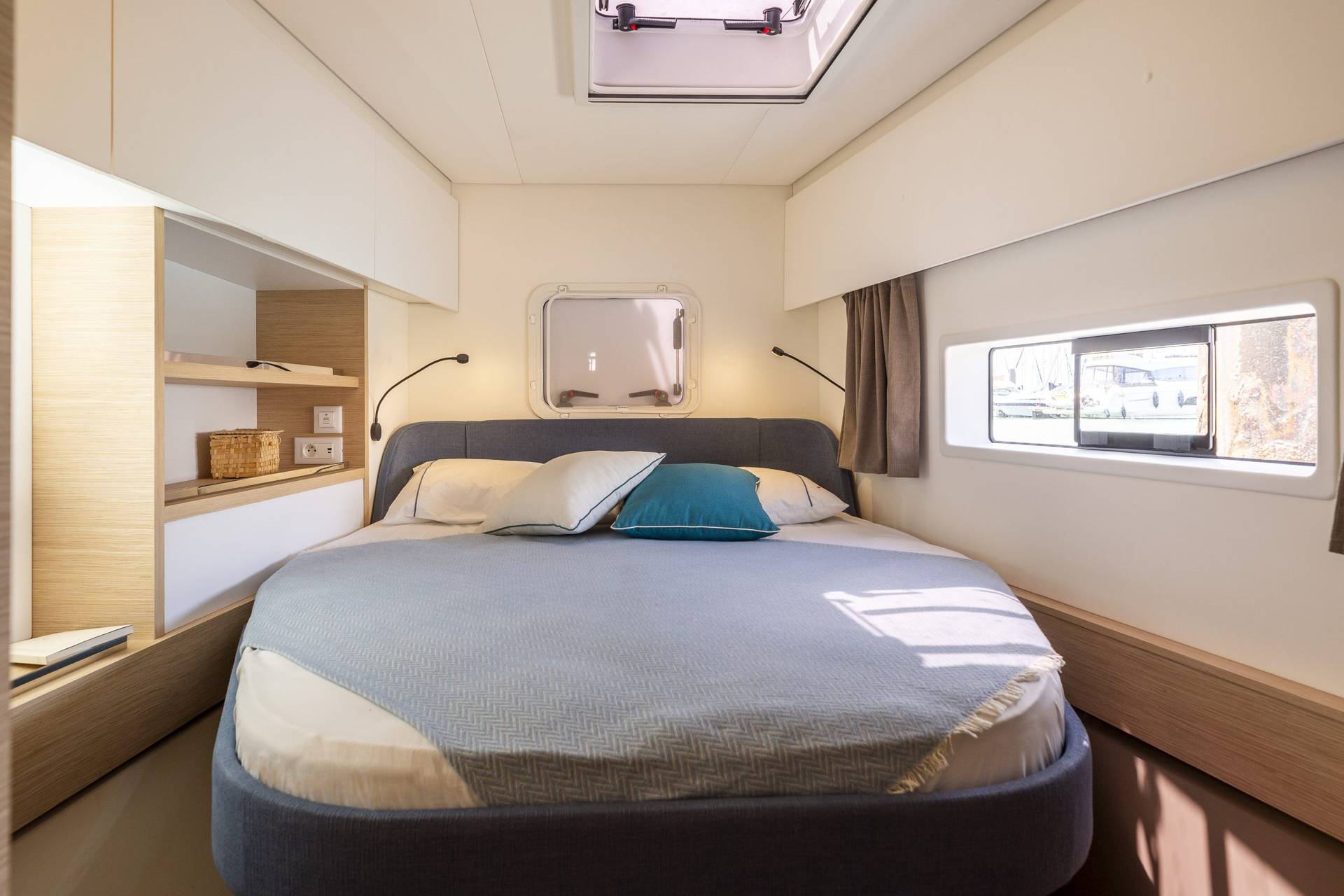 FOUNTAINE PAJOT - FP 44