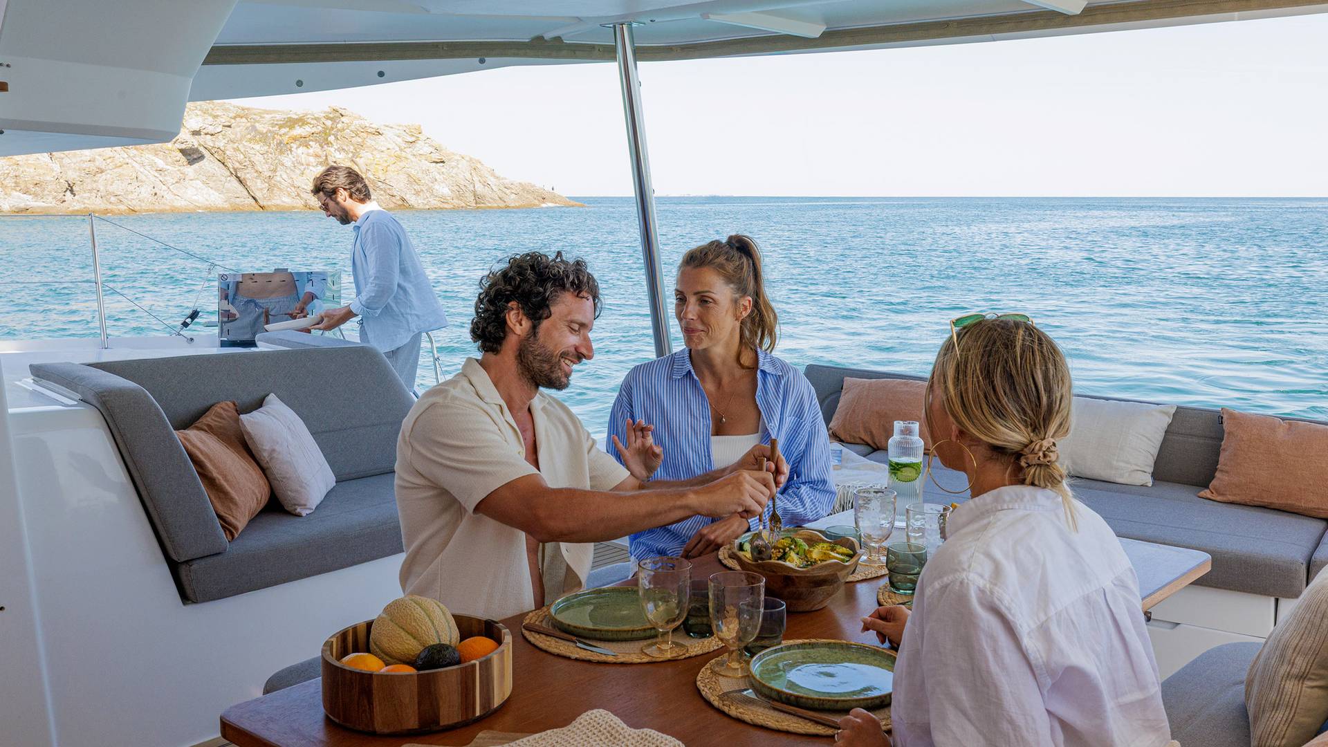 Fountaine-pajot-FP-48-sailing-catamaran-photo-interior-19
