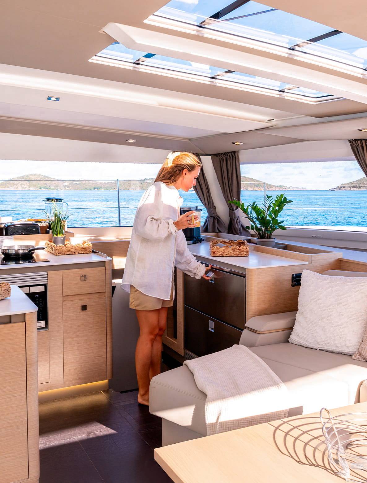 Fountaine-Pajot-Sailing-Catamarans-FP51-photo-01