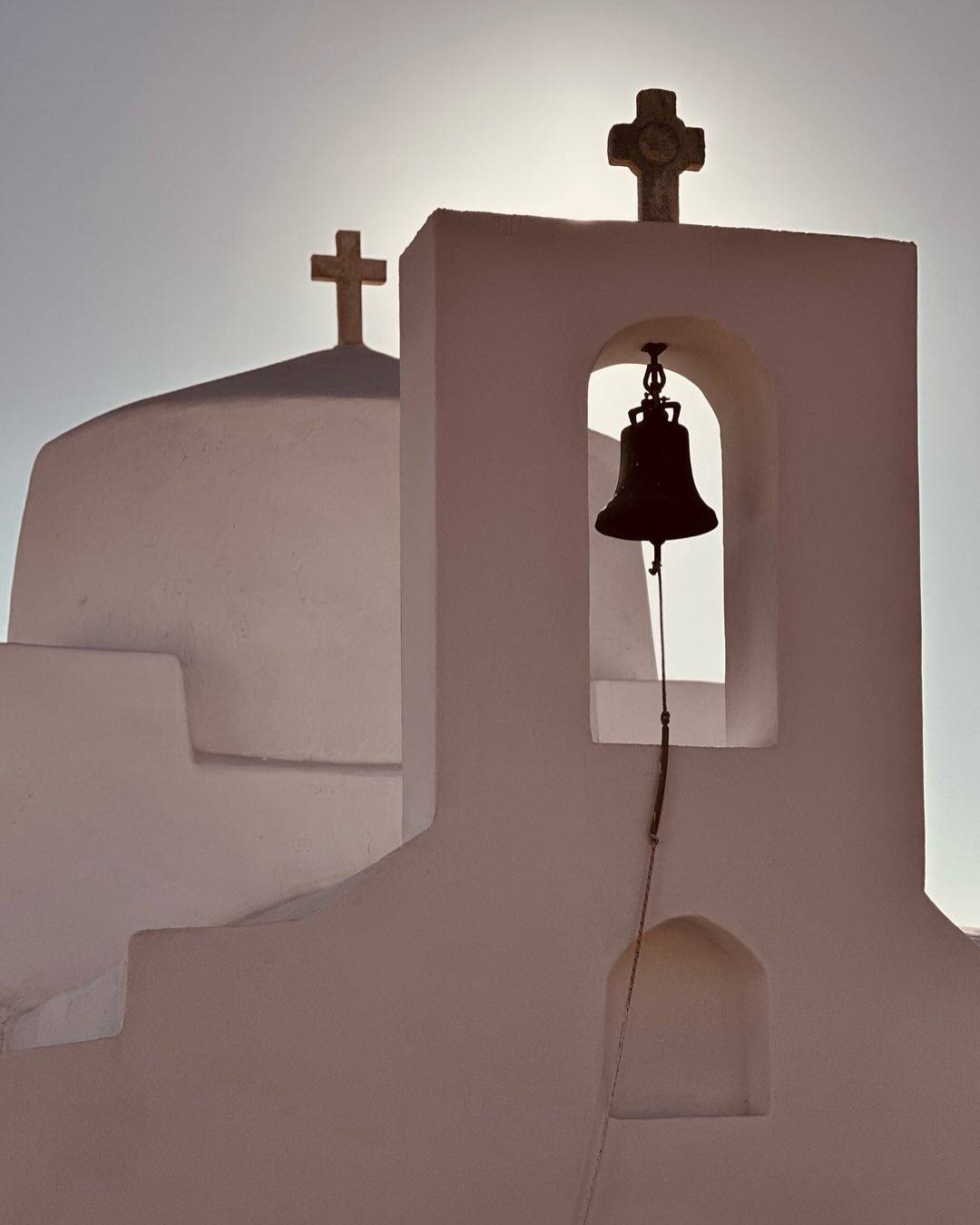A small cemetery facing the sea. Rest with a view of infinity.Sailing around Greece 🇬🇷💙To fol (1)
