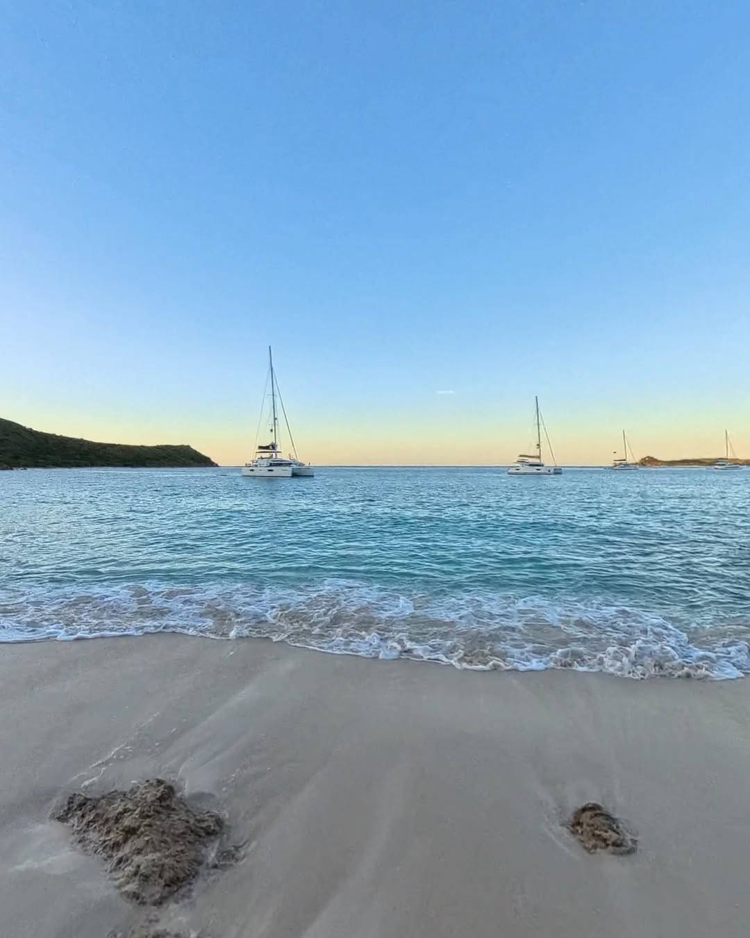 The Order of Sculls celebrate the completion of the first long passage with our Dominican cigars (6)