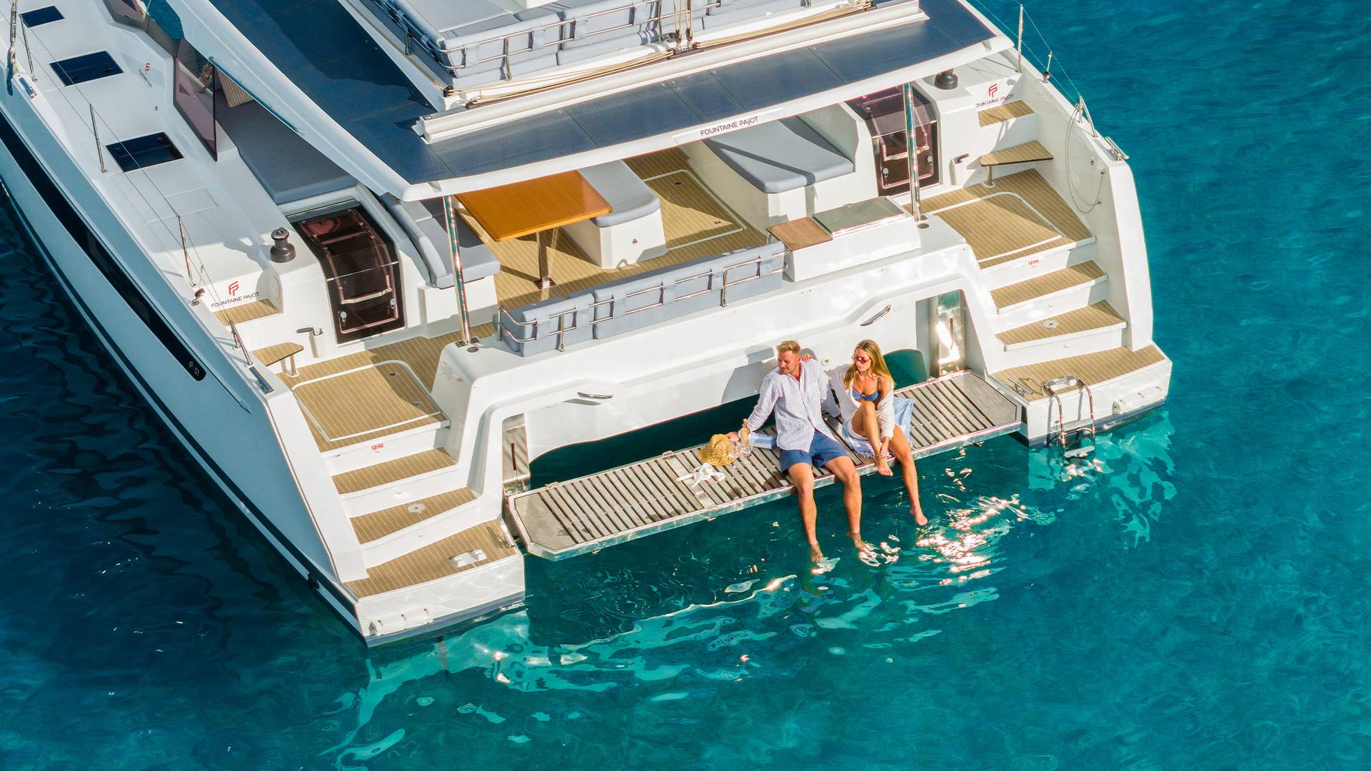 Fountaine-Pajot-Sailing-Catamarans-FP51-exterior-photos-005