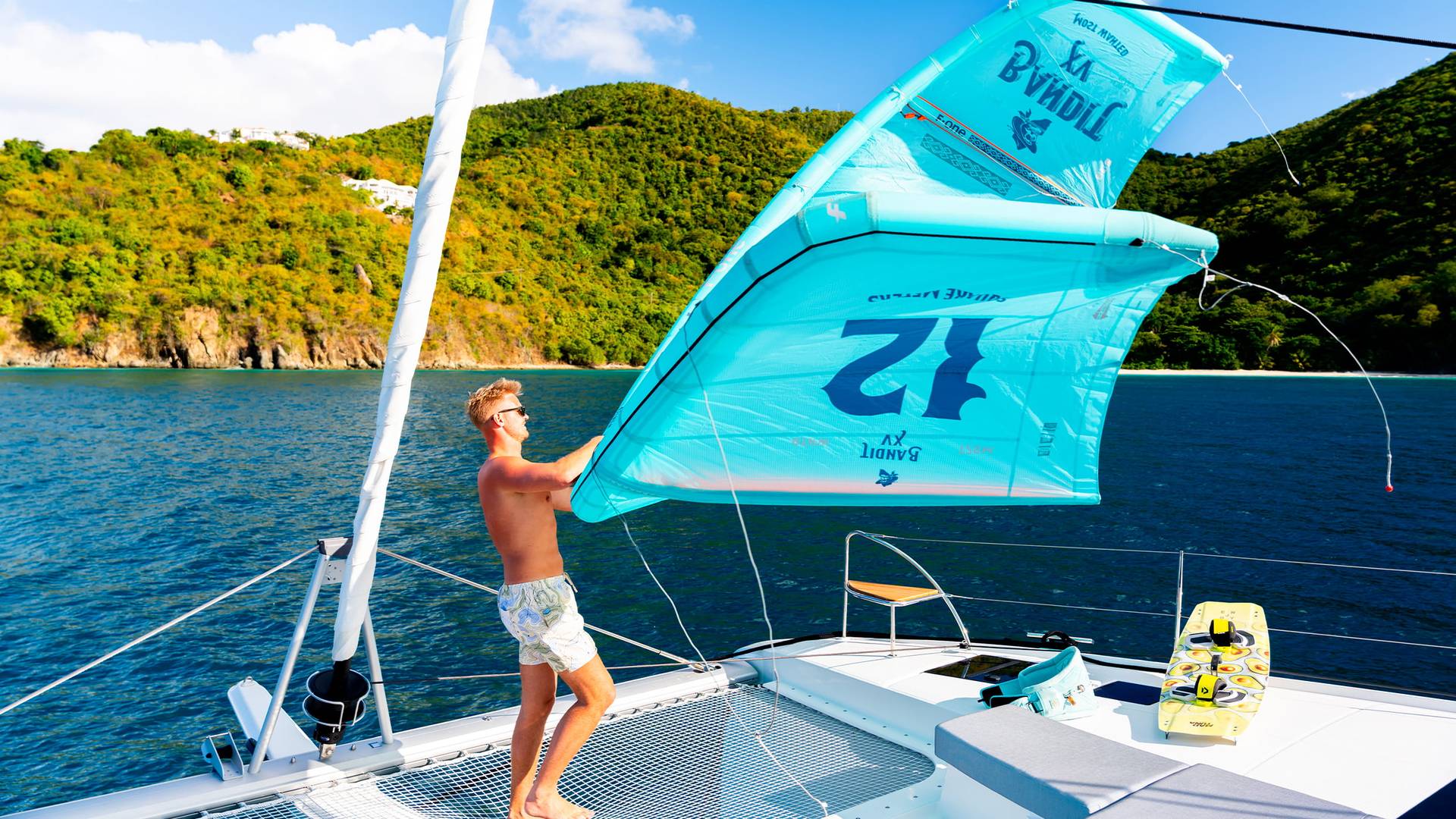 Fountaine-Pajot-Sailing-Catamarans-FP51-exterior-photos-009