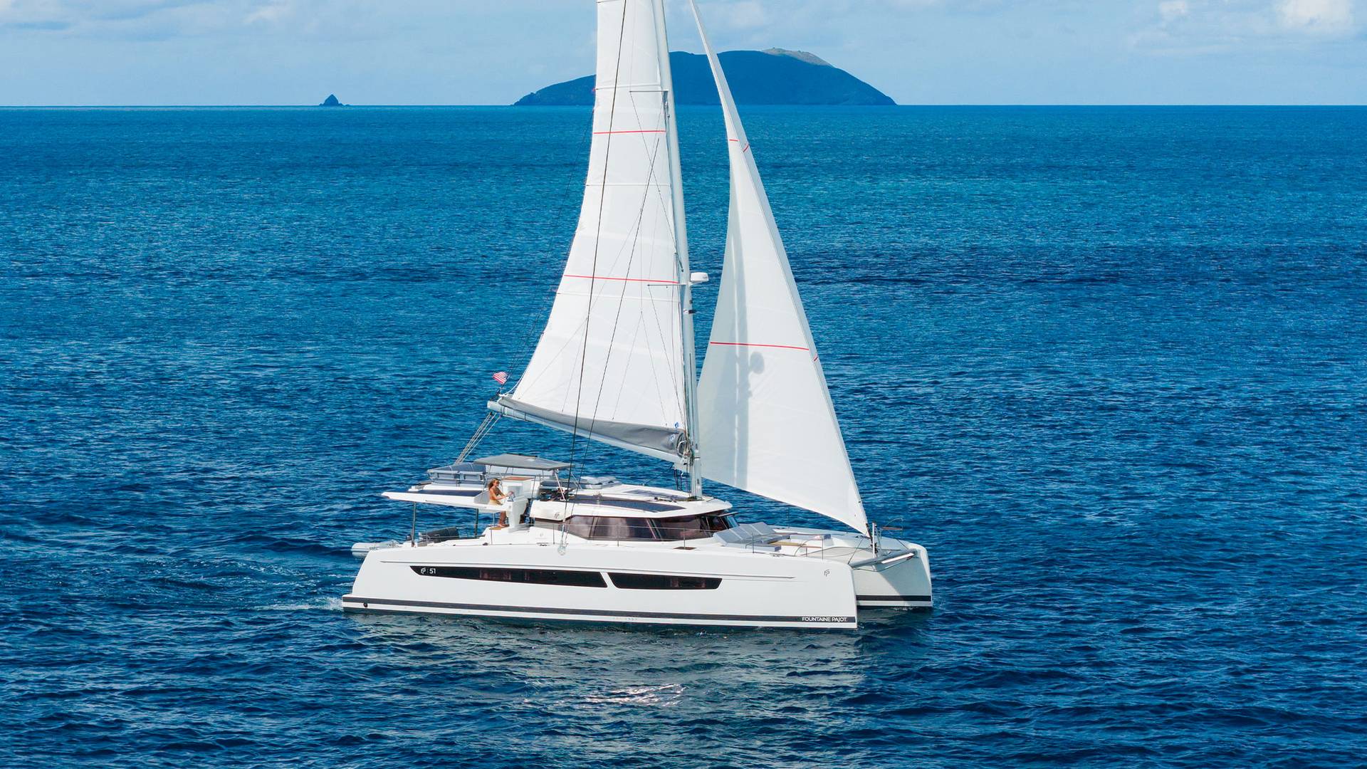 Fountaine-Pajot-Sailing-Catamarans-FP51-exterior-photos-015