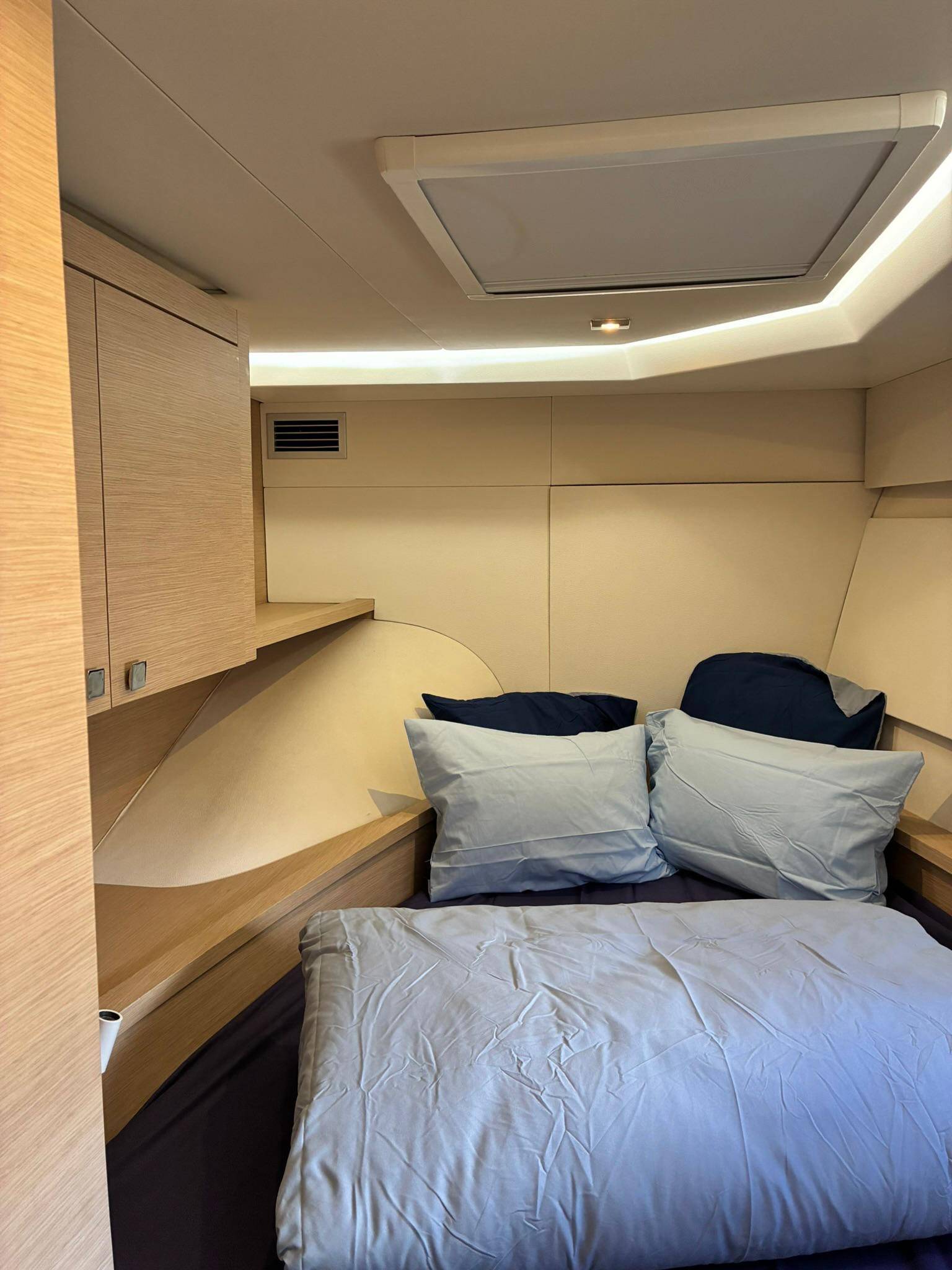 MY37-058_Inside (8)