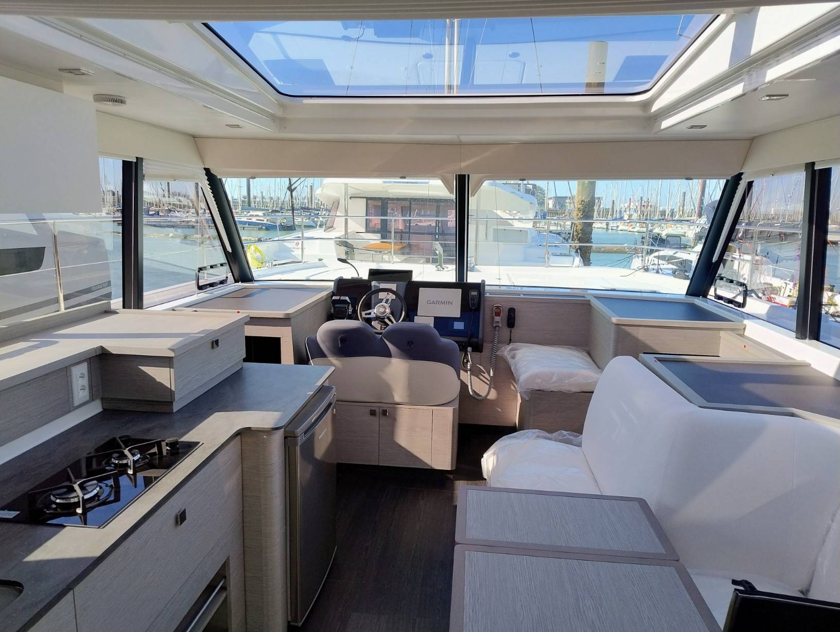 MY4-103-Inside (2)
