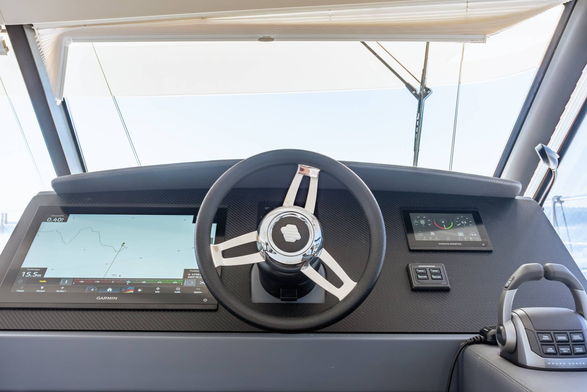 2-7Fountaine Pajot MY6