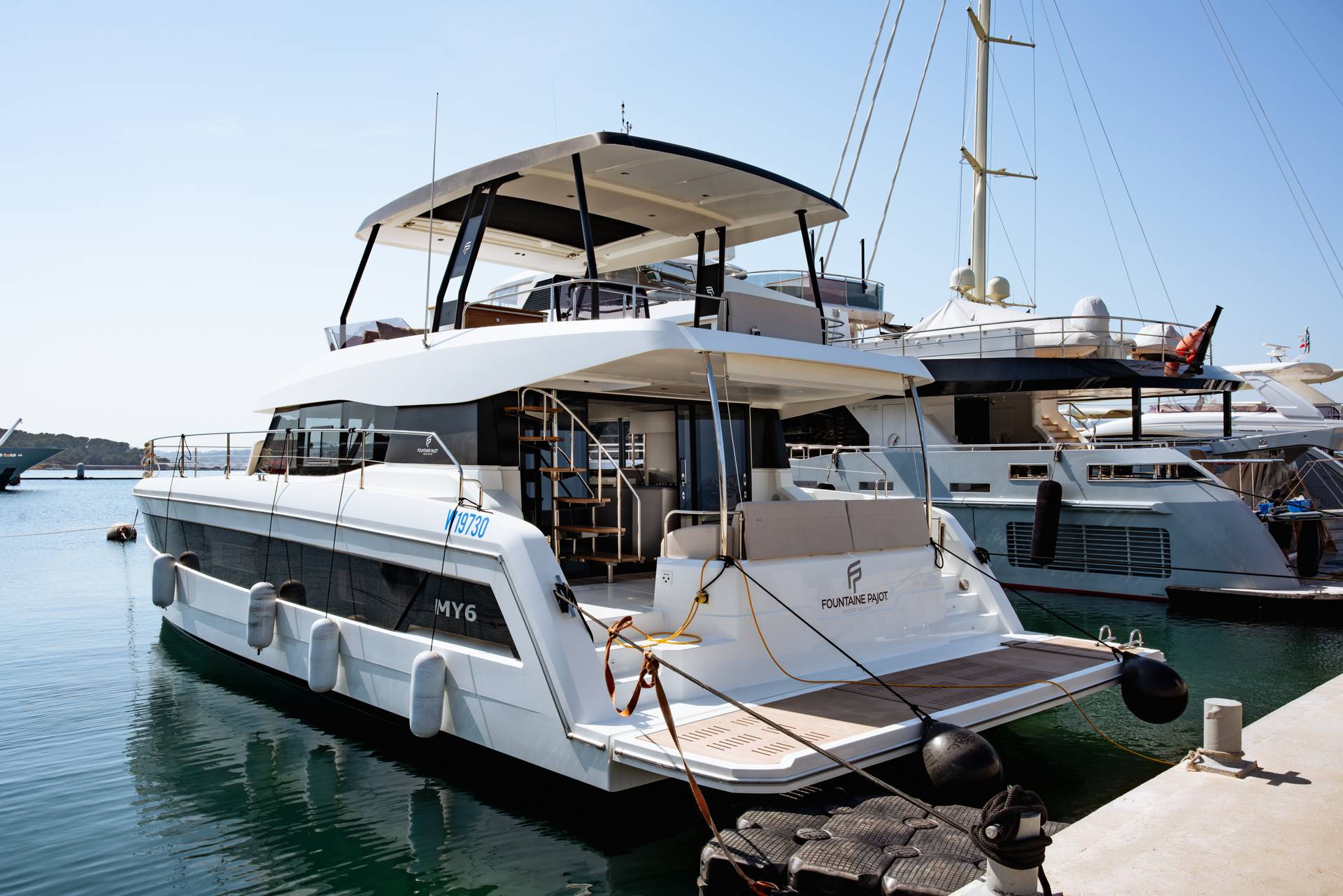 1-5Fountaine Pajot MY6