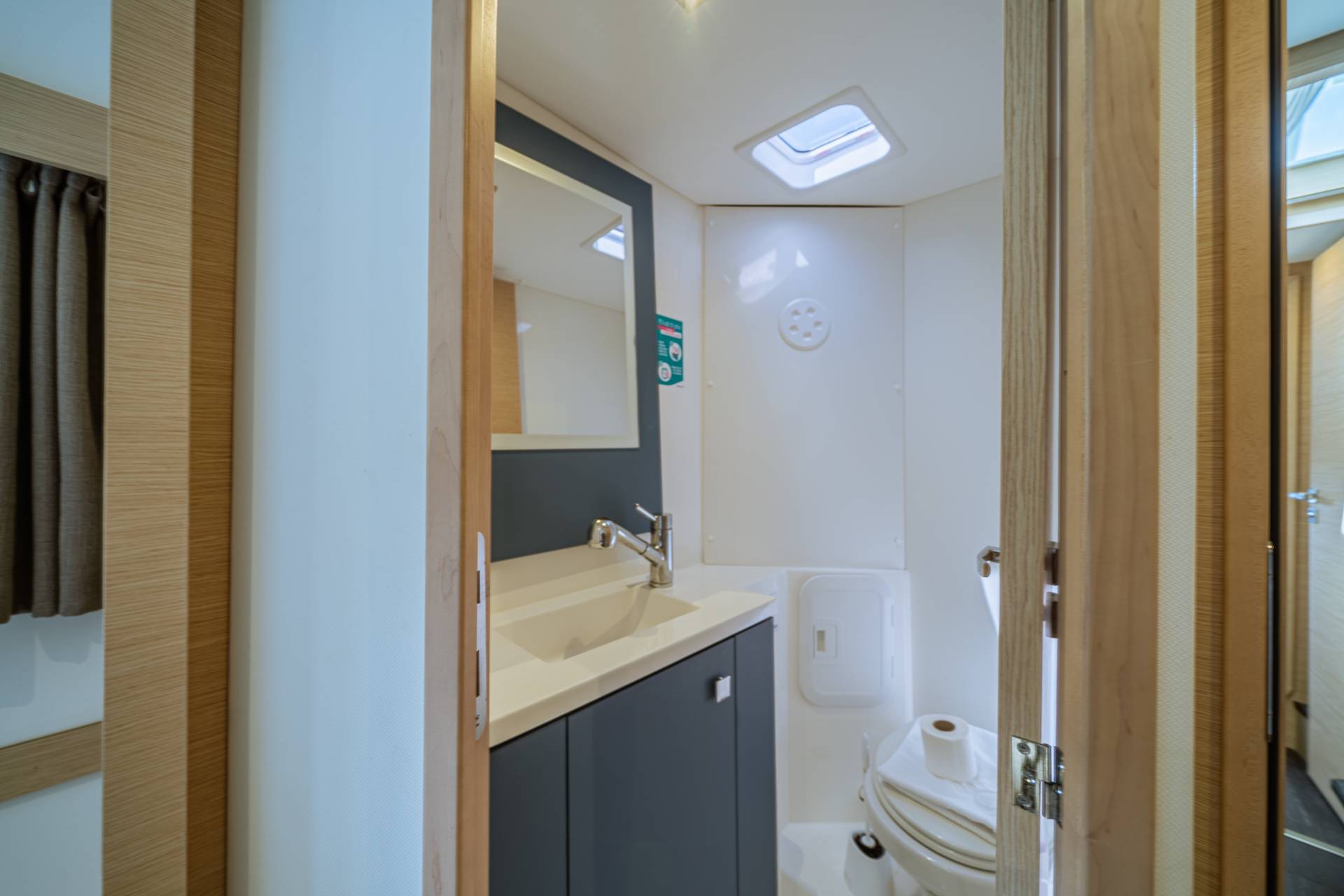 2-7Fountaine Pajot Isla 40 Skradin