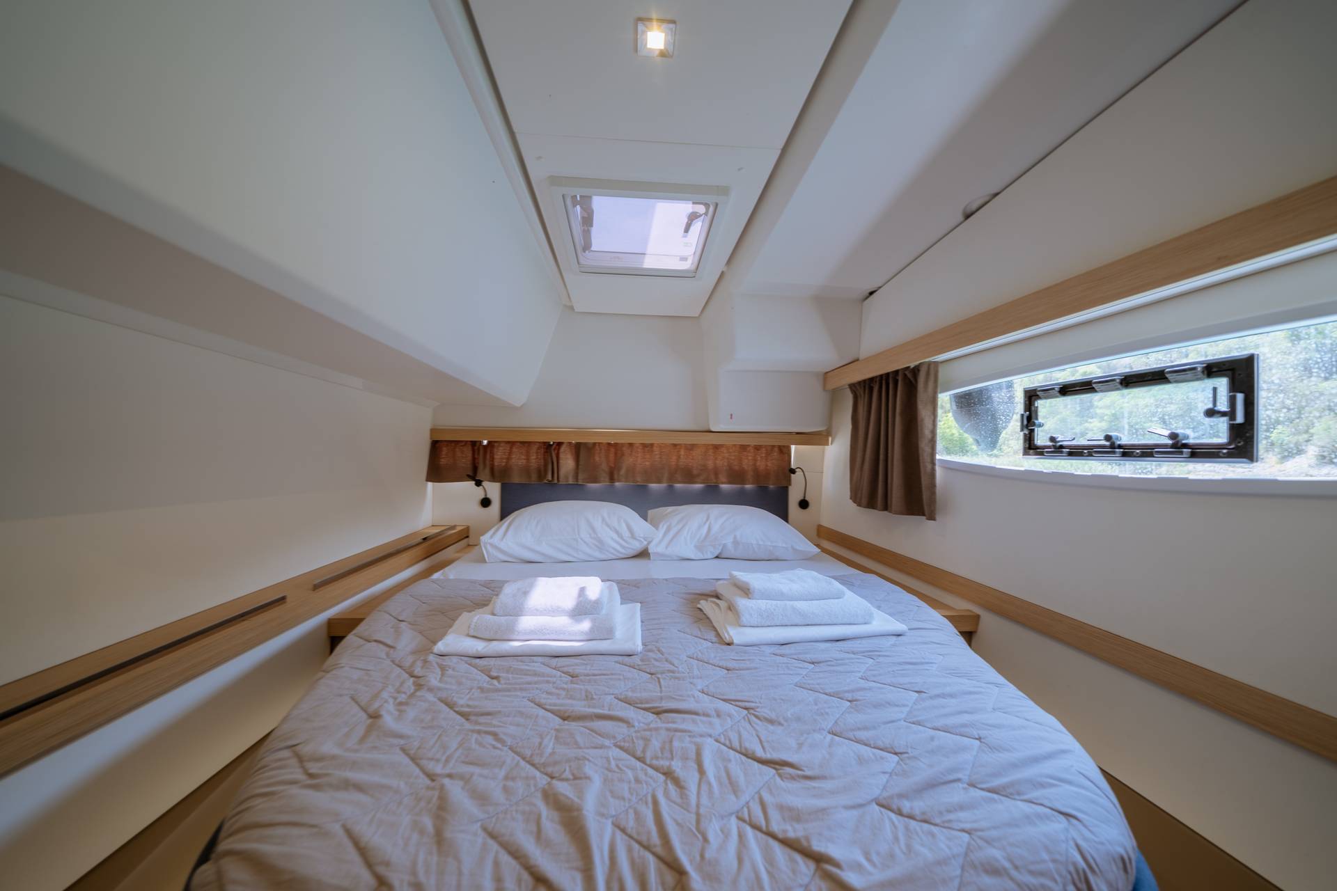 2-8Fountaine Pajot Isla 40 Skradin