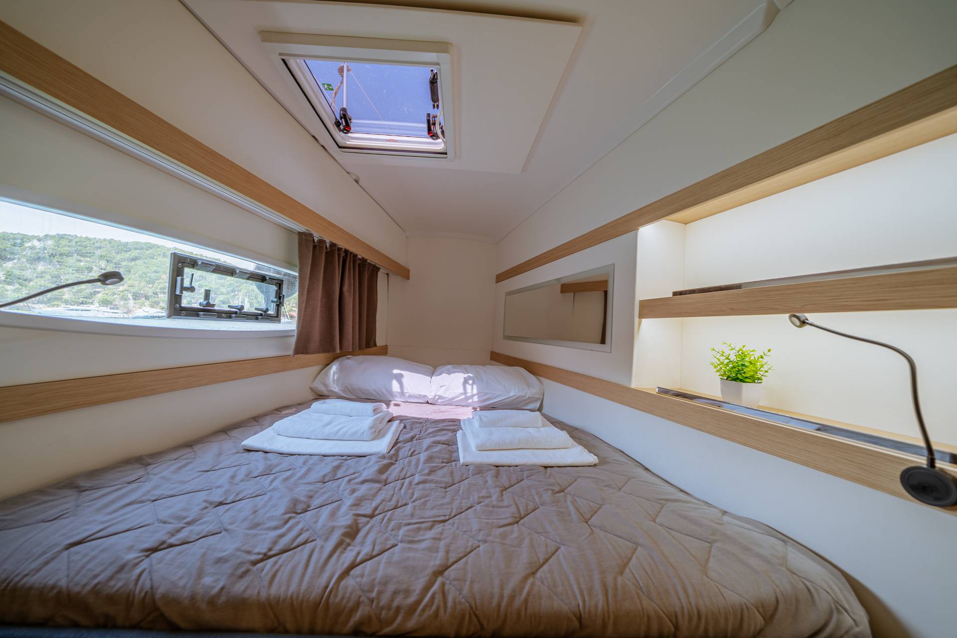 2-9Fountaine Pajot Isla 40 Skradin