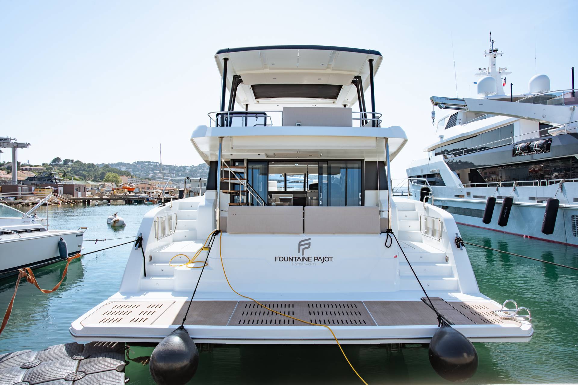 1-4Fountaine Pajot MY6