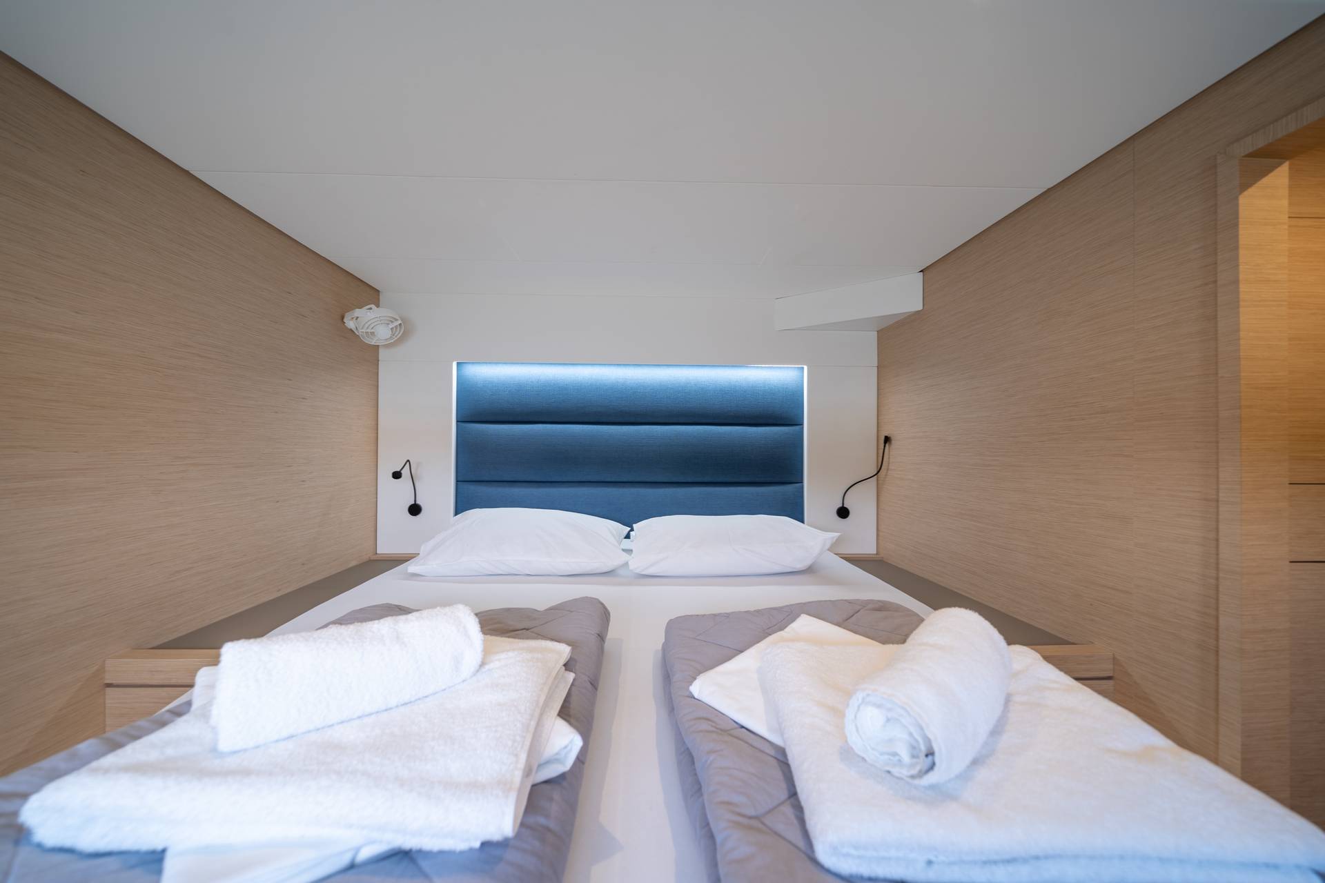 2-15Fountaine Pajot Tanna 47